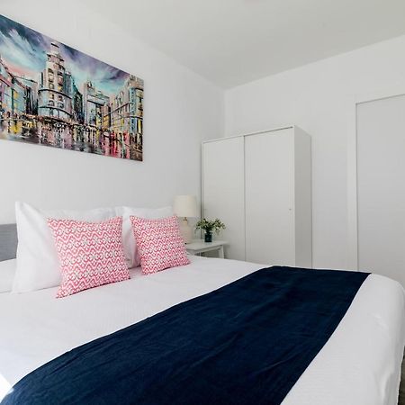 Apartamento Junto A Gran Via Мадрид Екстериор снимка
