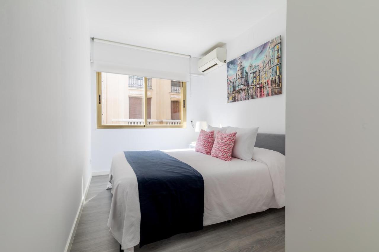 Apartamento Junto A Gran Via Мадрид Екстериор снимка